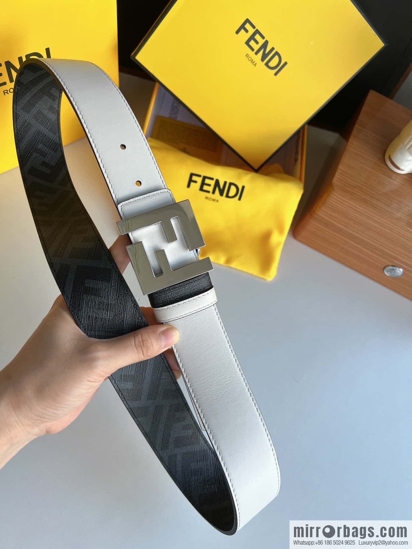 FENDI Fendi, double negative ion metal buckle printed fabric cowhide bottom lining 4.0cm width