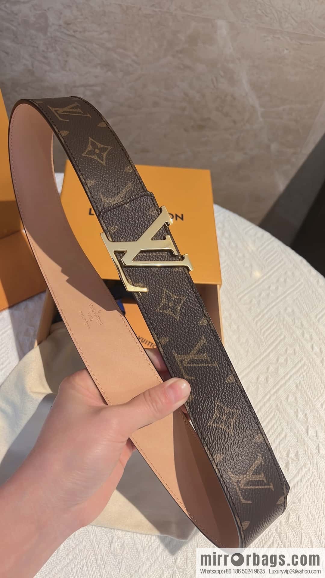 LV signature letter metal buckle belt M9808/M9608/M9610