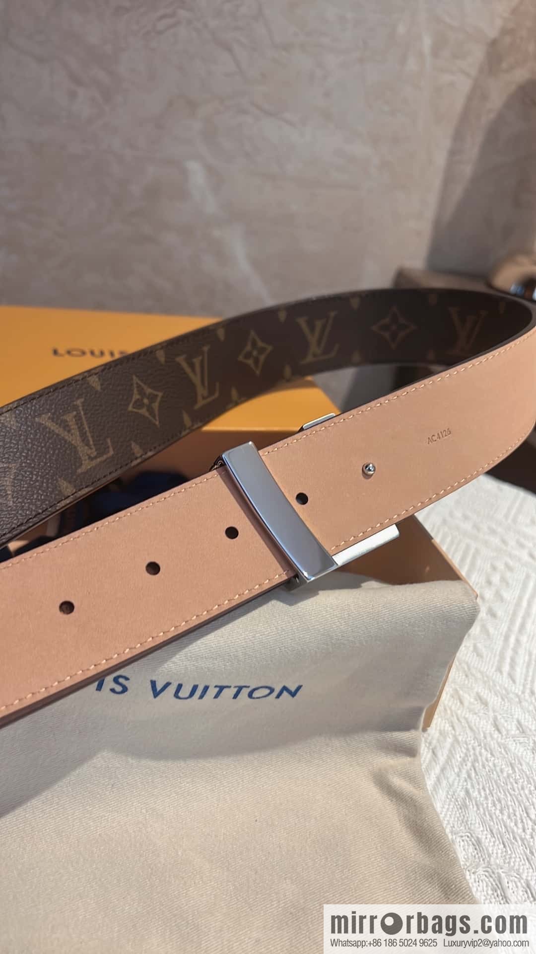 LV signature letter metal buckle belt M9808/M9608/M9610