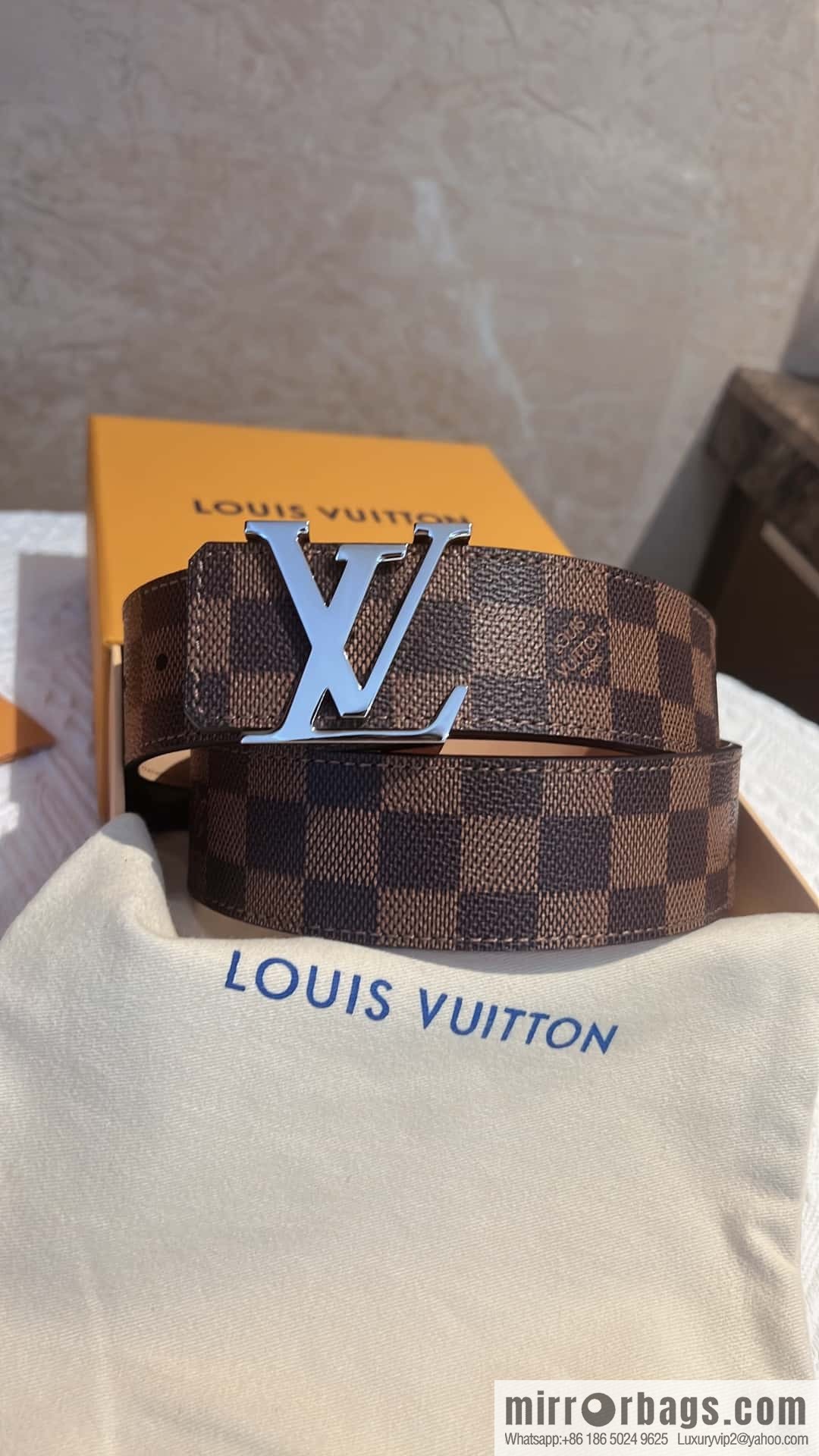 LV signature letter metal buckle belt M9808/M9608/M9610
