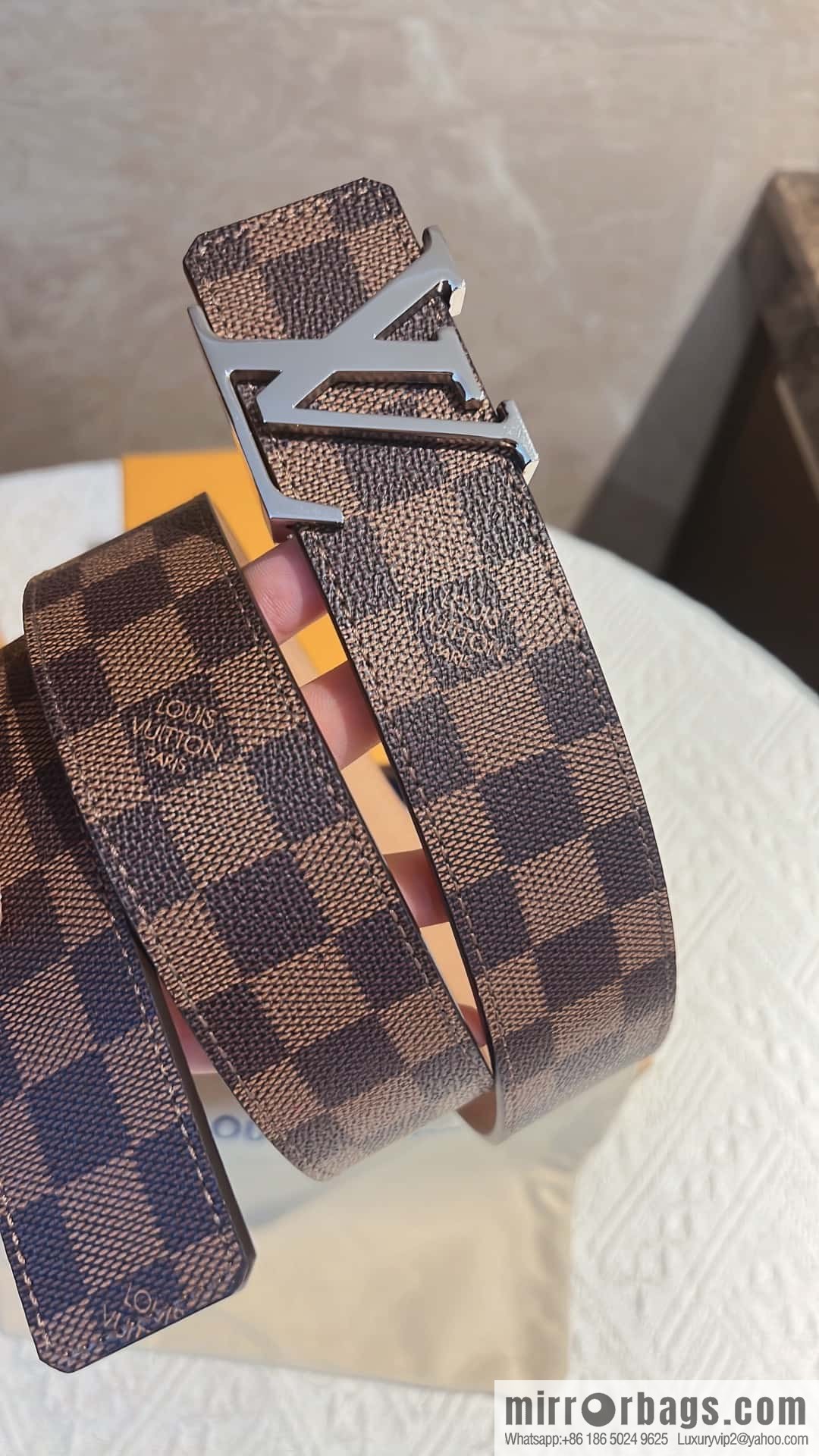 LV signature letter metal buckle belt M9808/M9608/M9610