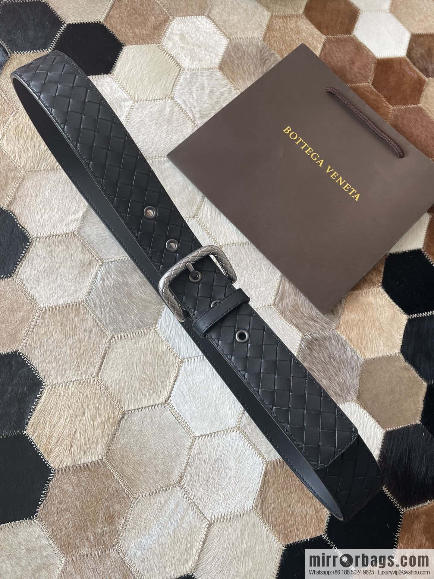 Bottega Veneta Butterfly Home, Men's Hand-woven Cowhide Pattern Engraved Pin Buckle Belt 3.5cm