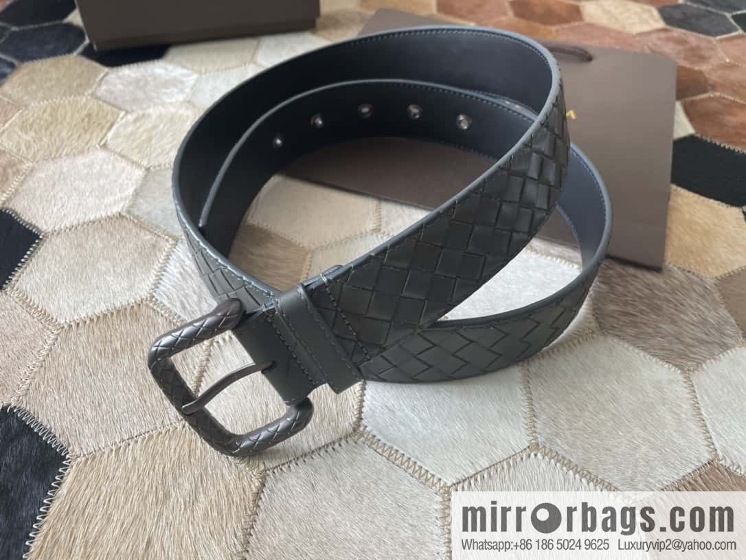 Bottega Veneta Butterfly Home, Men's Hand-woven Cowhide Pattern Engraved Pin Buckle Belt 3.5cm