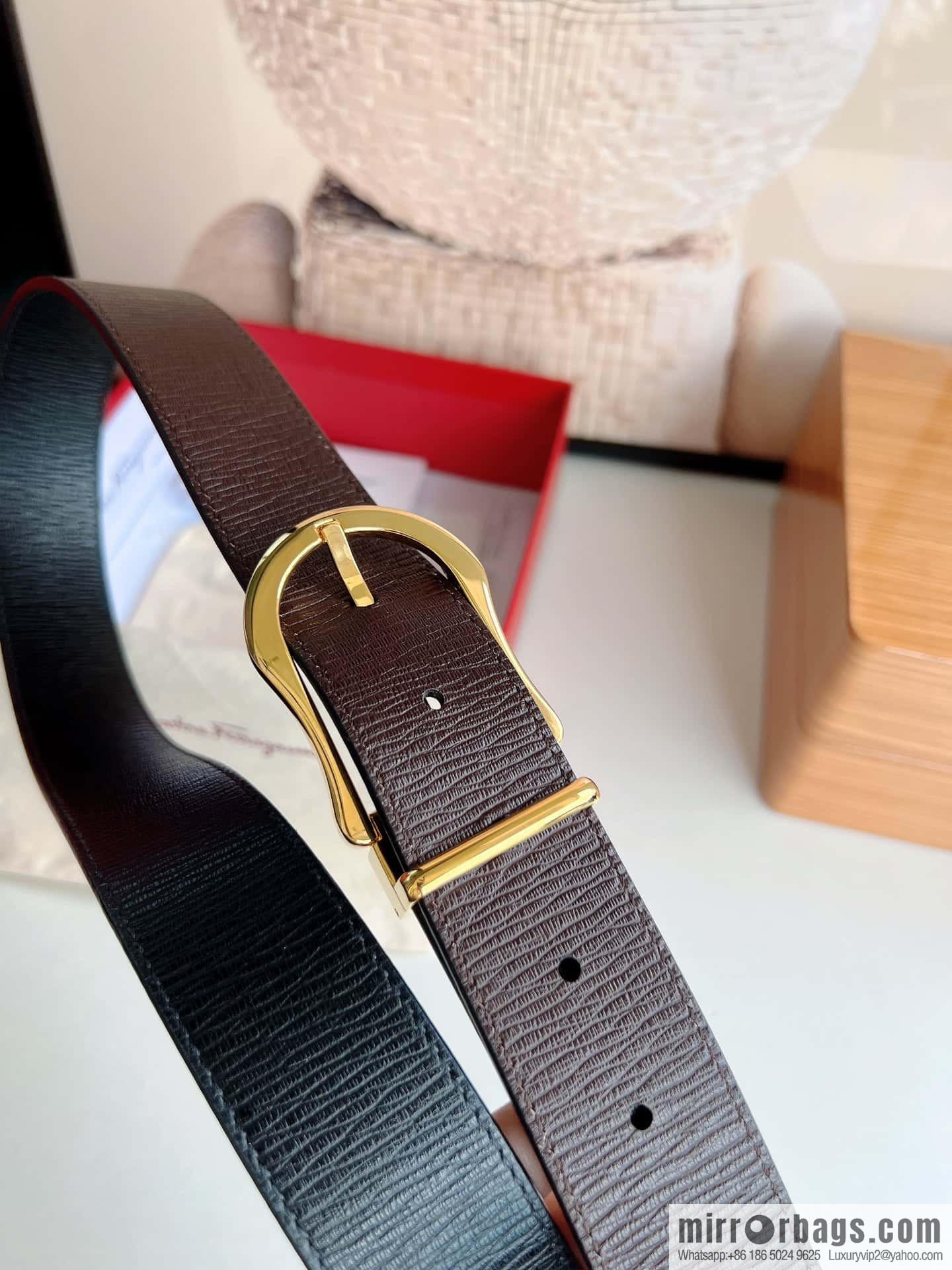 Ferragamo, double-sided first-layer cowhide belt 3.5CM