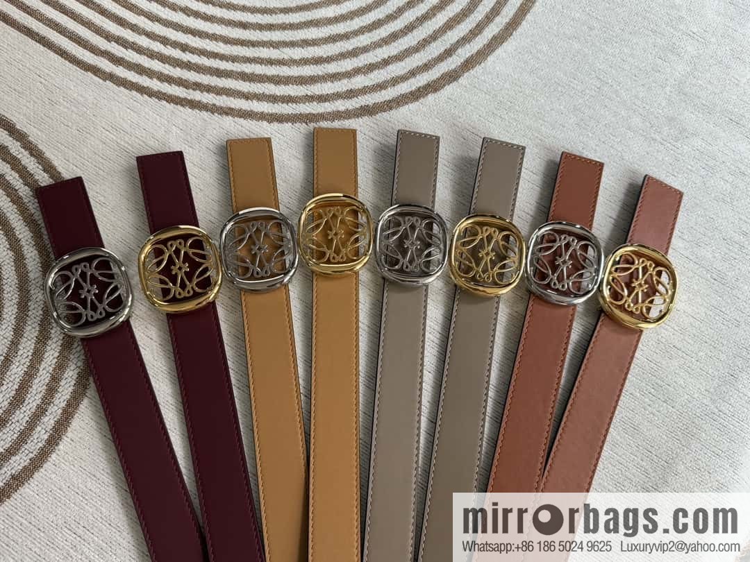 LOEWE Luo Yiwei's new belt smooth cow leather double-sided belt 2.8CM.