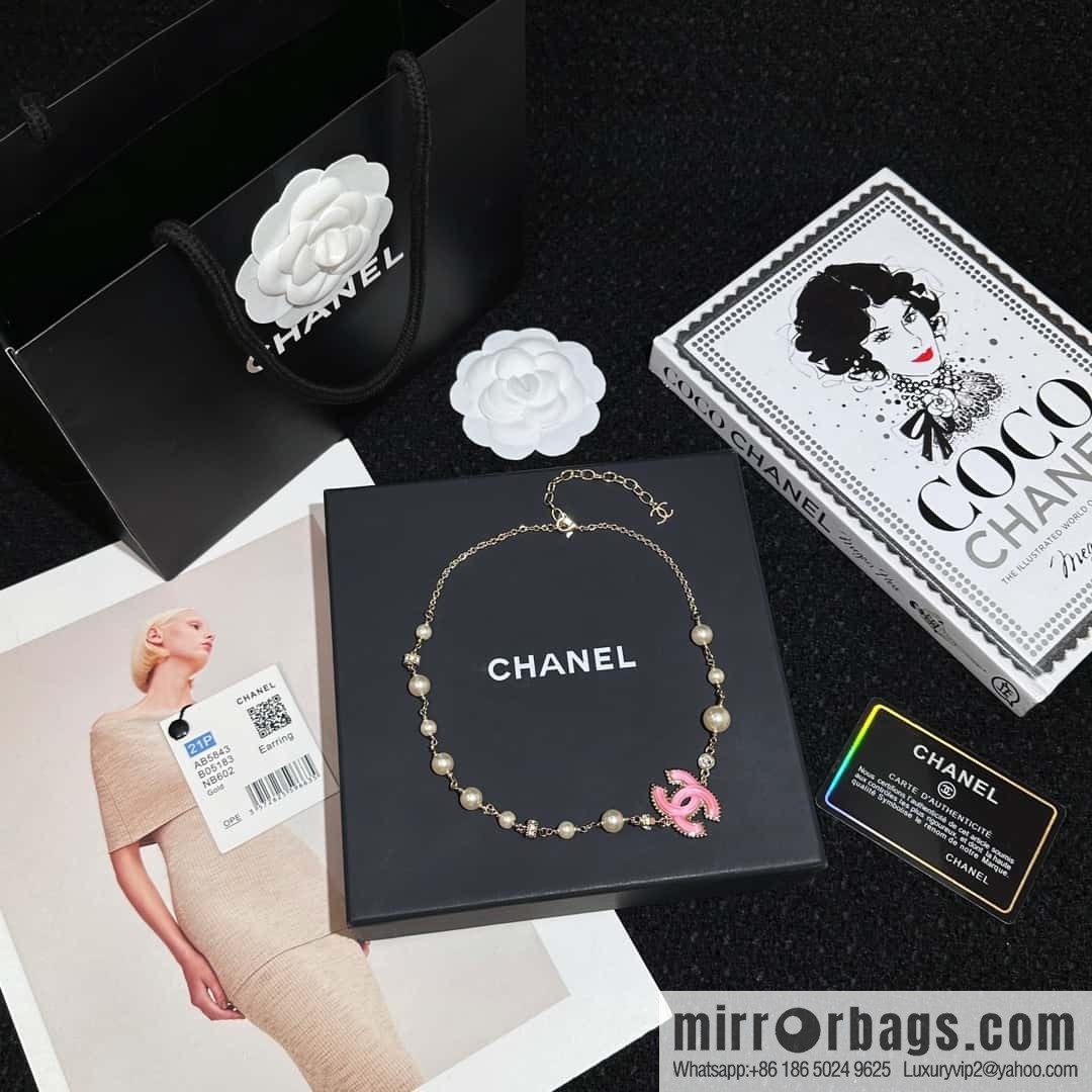 ❗️New ❗️ Chanel necklace ☀️ new ☑️ Chanel pearl pink double c necklace ☀️
