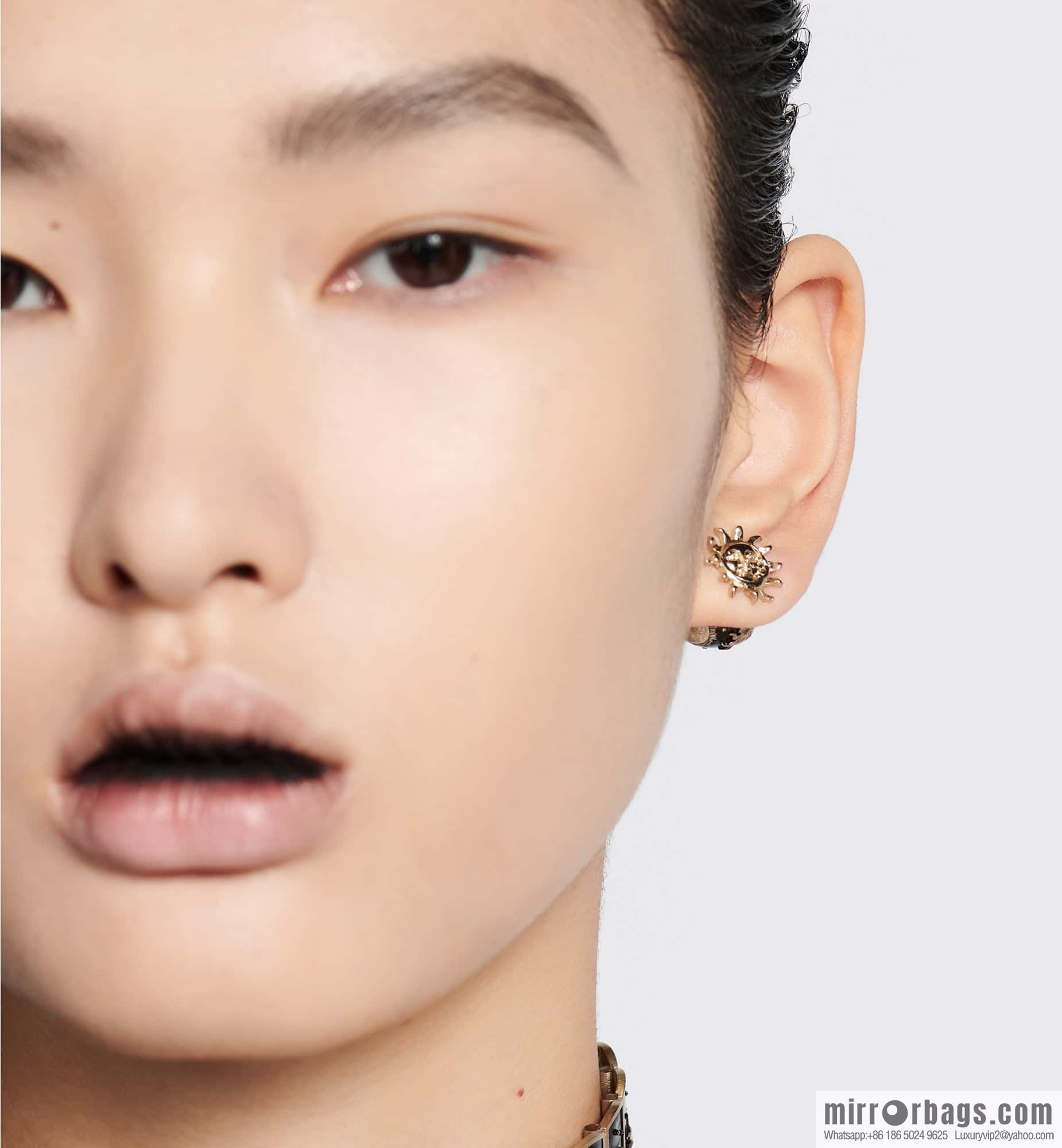 New ☑️ DIOR Dior Tribales Earrings