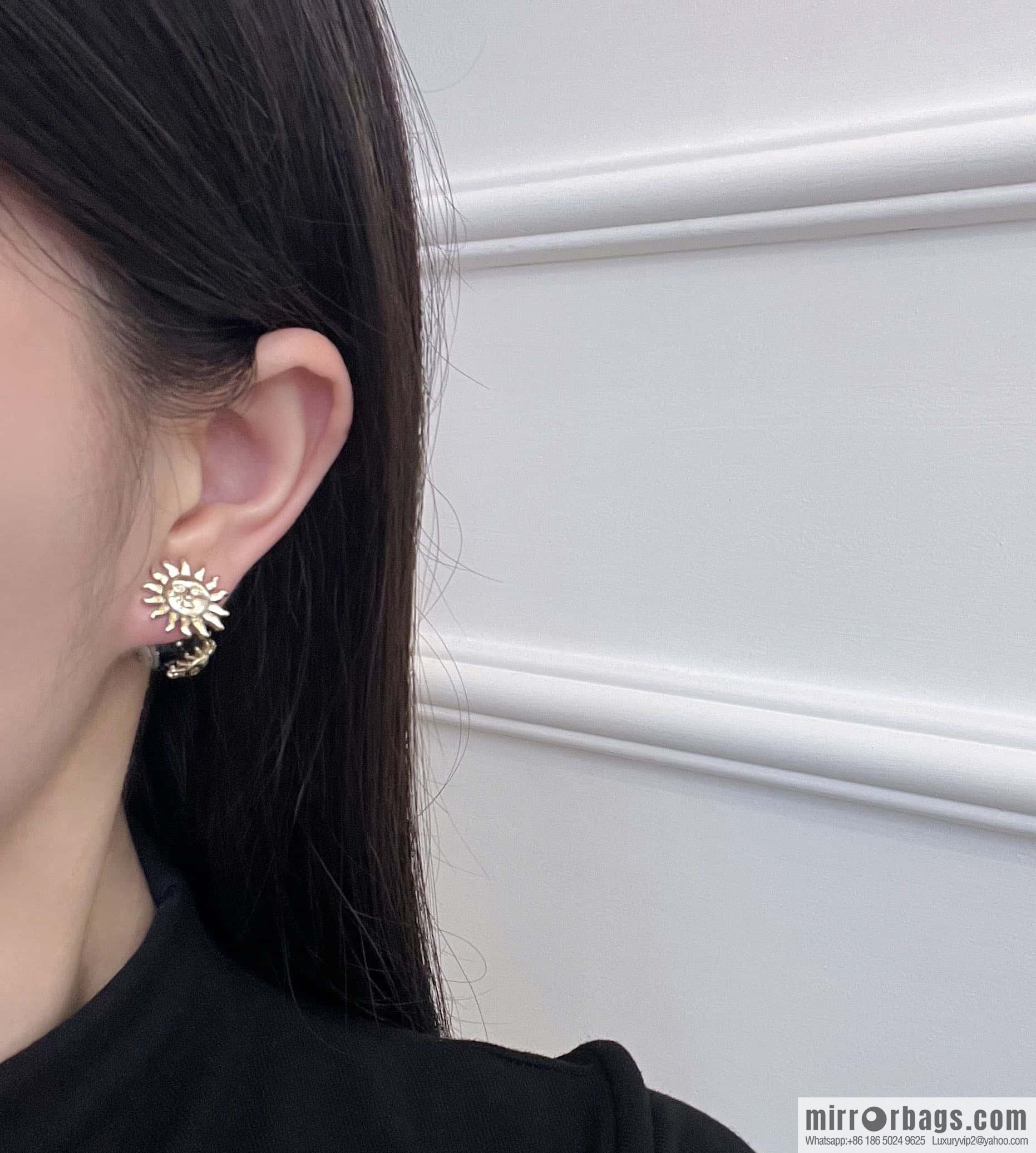New ☑️ DIOR Dior Tribales Earrings