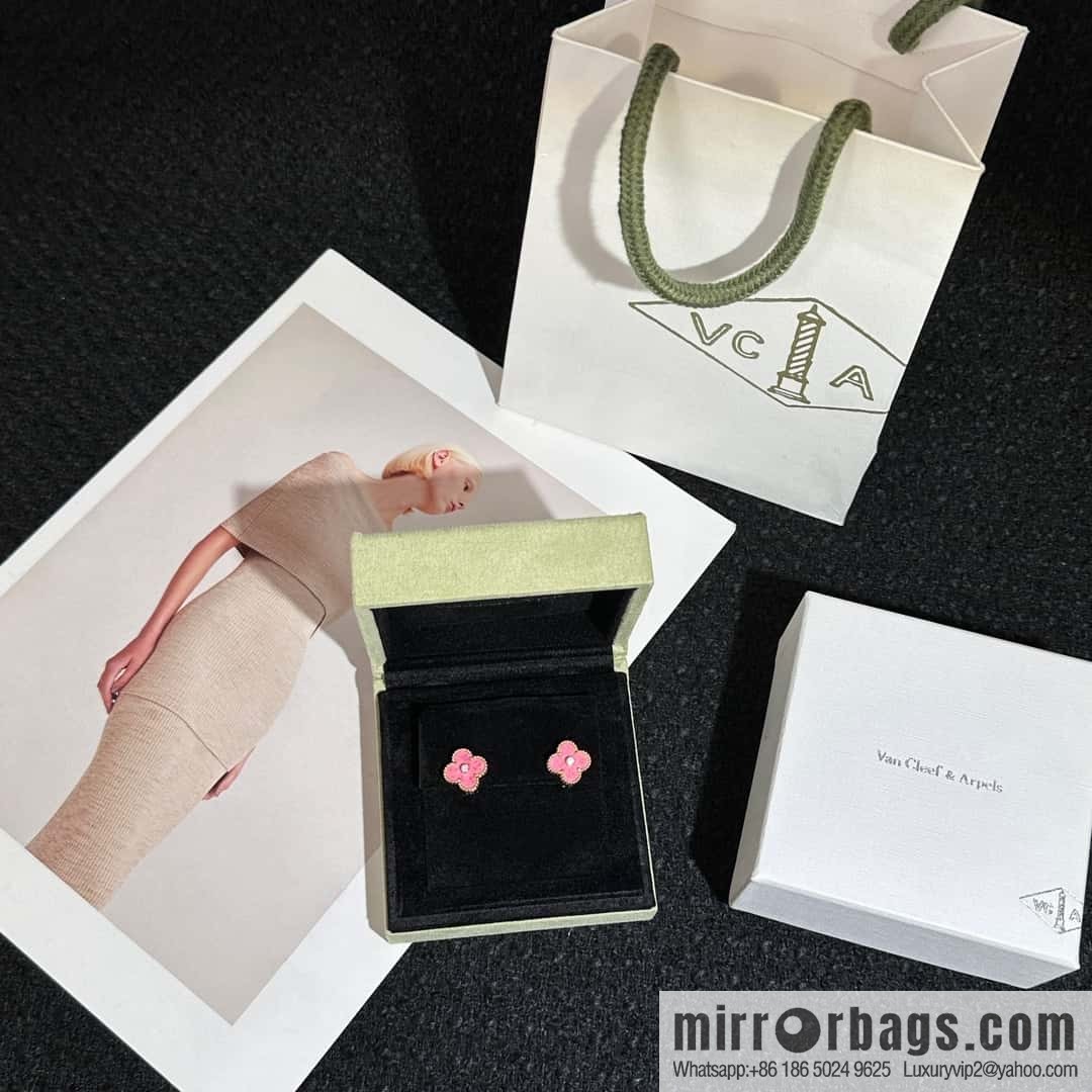 ❗️New ❗️ ☀️ Van Cleef & Arpels Natural Rose Graystone Earrings