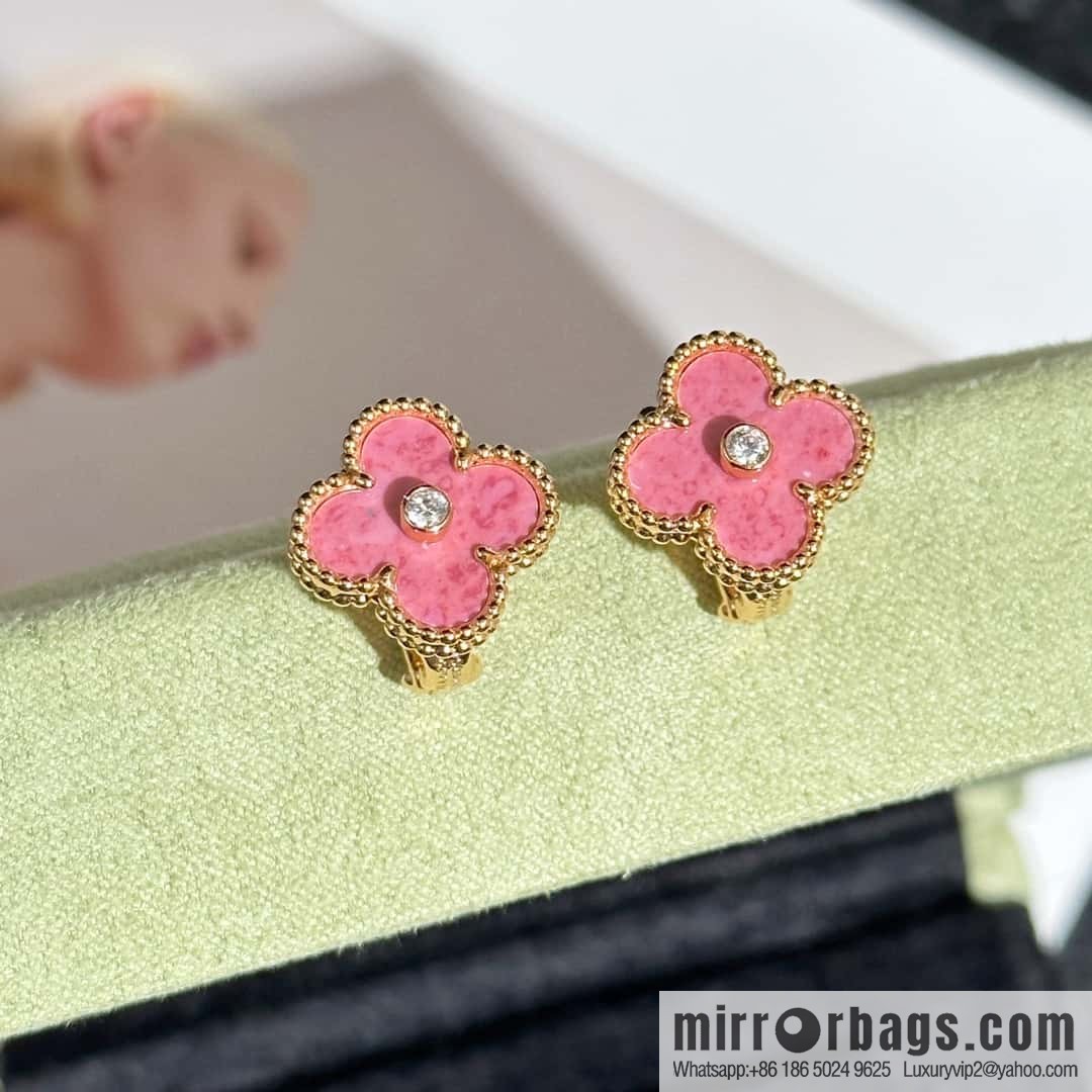 ❗️New ❗️ ☀️ Van Cleef & Arpels Natural Rose Graystone Earrings