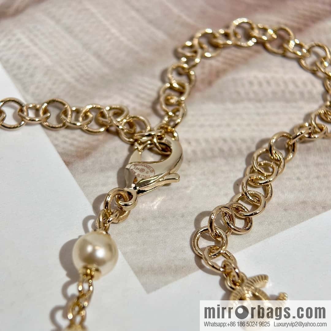 ❗️New ❗️ Chanel necklace ☀️ new ☑️ Chanel pink pearl double c necklace ☀️