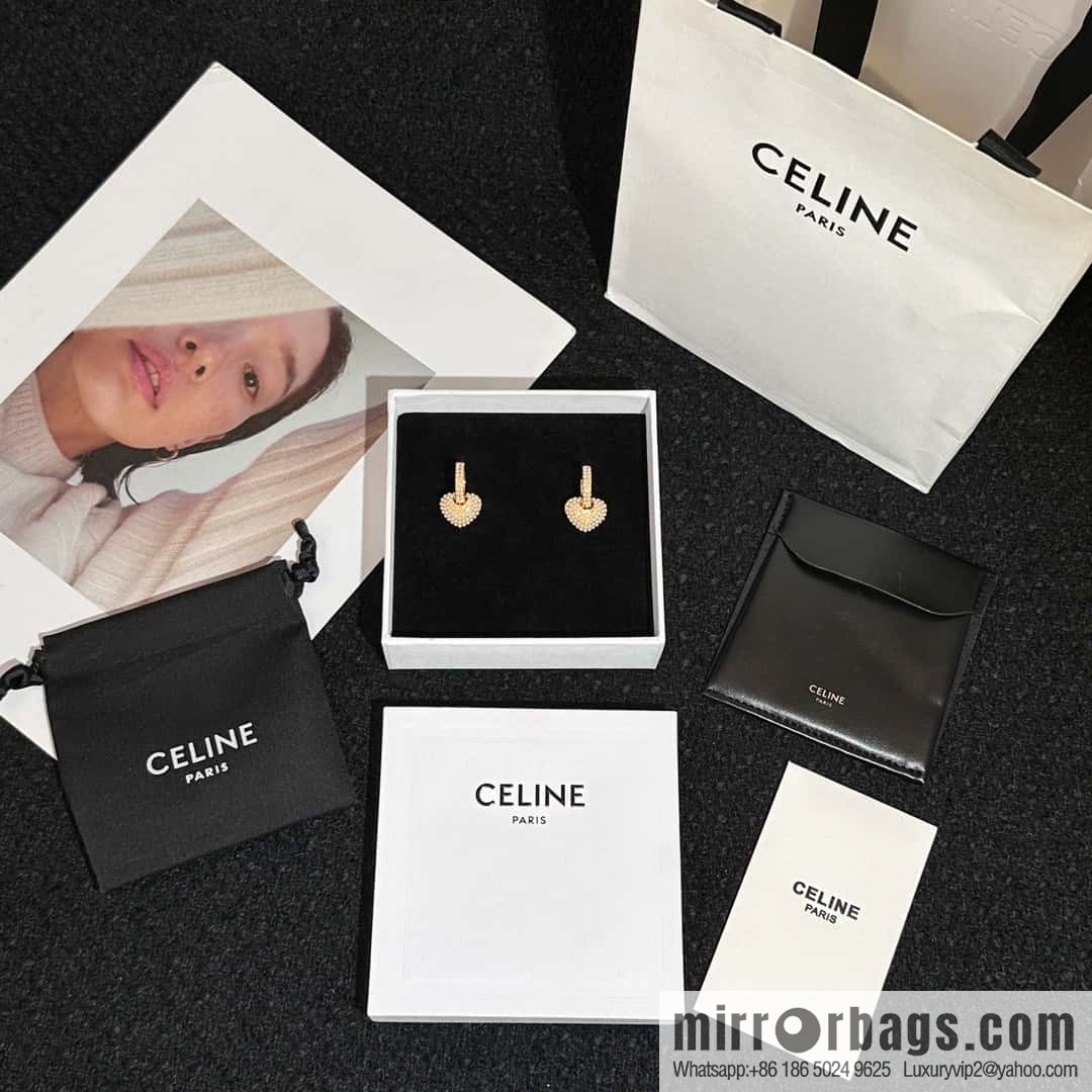 ❗️New ❗️ ☀️ original order ☀️ new ☑️ Celine Celine simple wind pearl peach heart love stud earrings ☀️