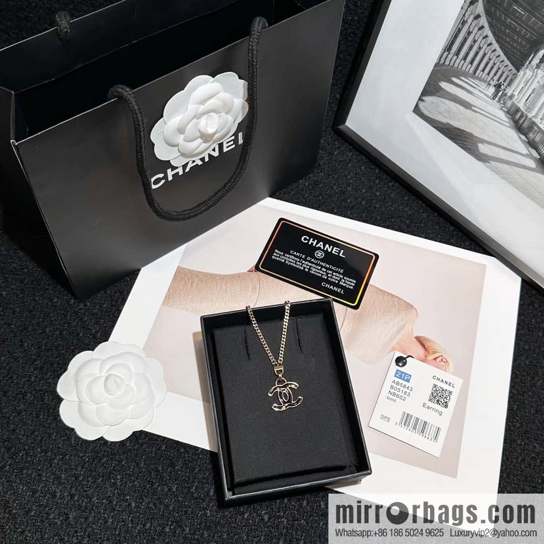 ❗️New ❗️ Chanel necklace ☀️ new ☑️ Chanel double c black drip necklace ☀️