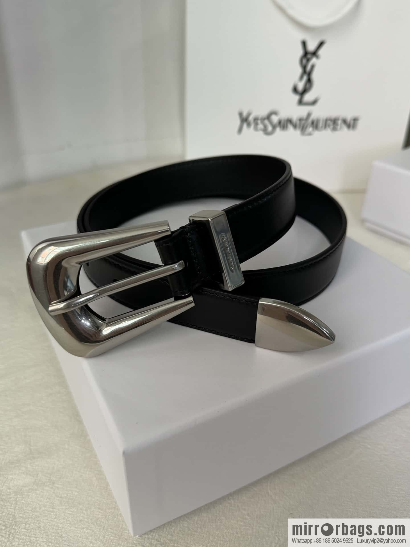 YSL's latest pin buckle triangular tail belt 2.5CM