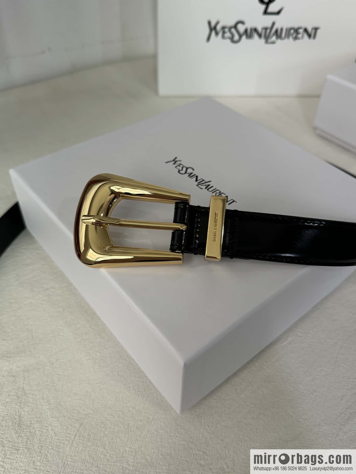 YSL's latest pin buckle triangular tail belt 2.5CM