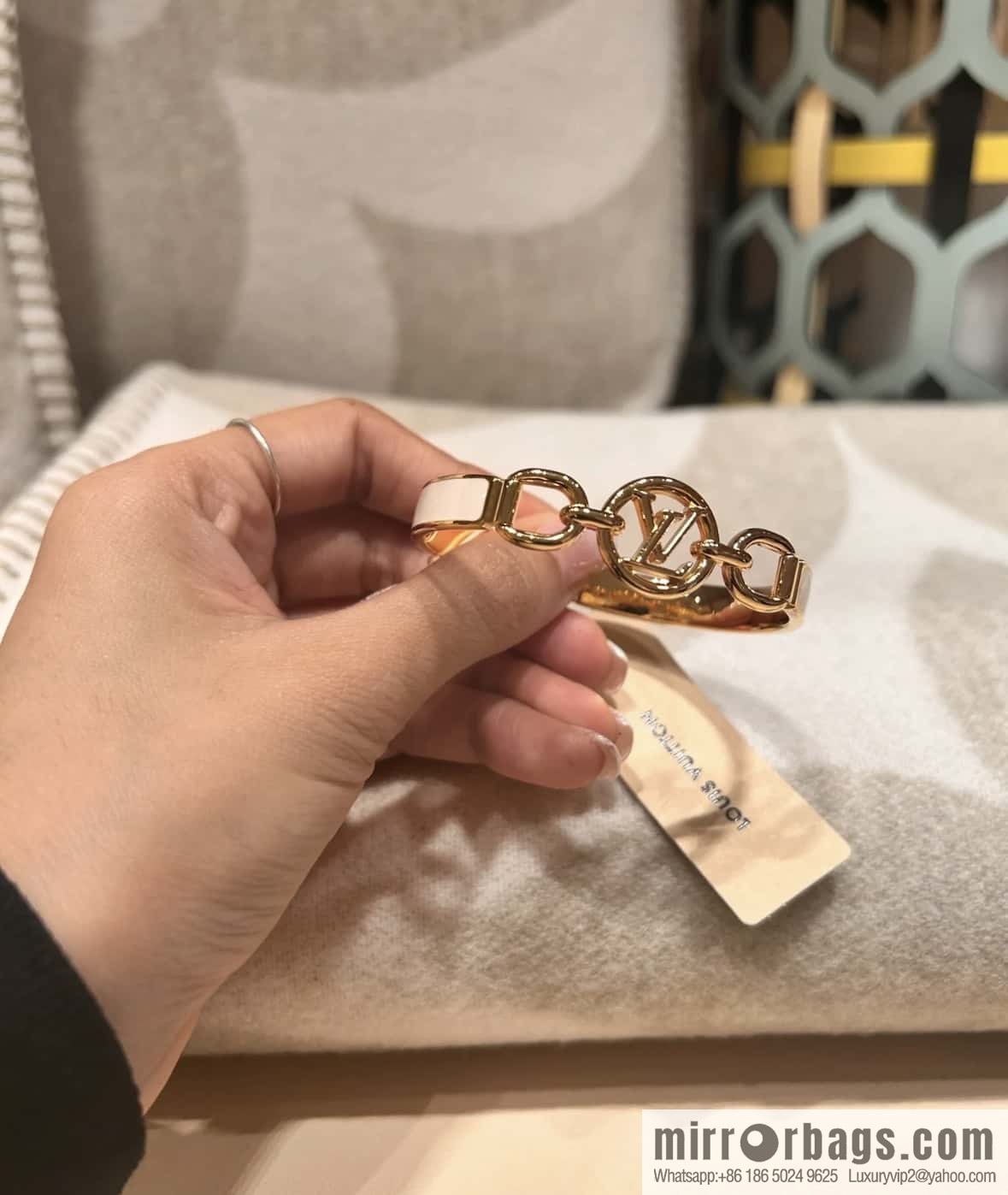 ❗️New ❗️ ☀ Original ☀ Louis Vuitton LV CIRCLE PRIME Bracelet ☀