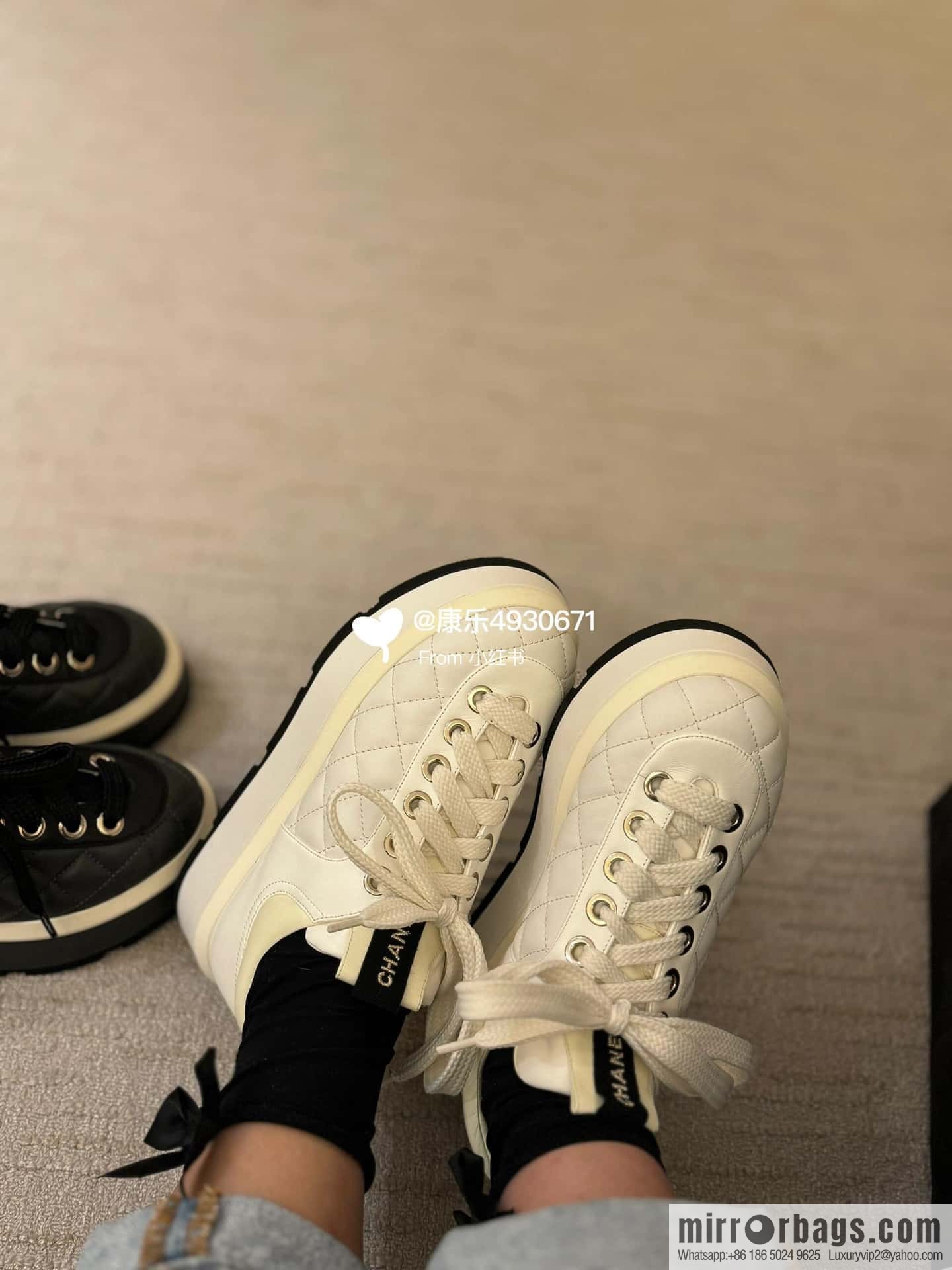 CHANEL Xiaoxiang Rhombus lambskin platform casual sneakers