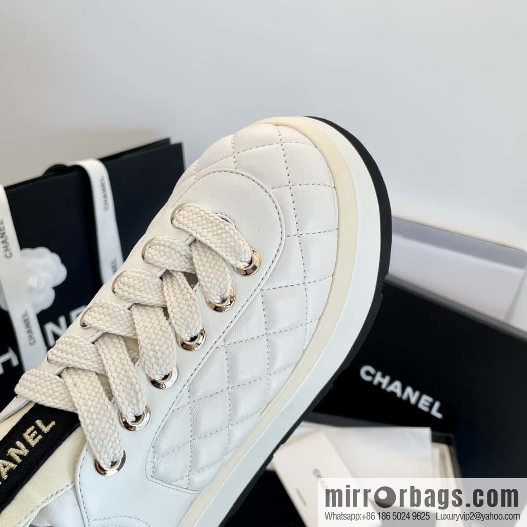 CHANEL Xiaoxiang Rhombus lambskin platform casual sneakers