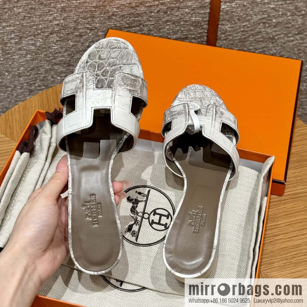 Hermès 185 Oasis High Heel Sandals, Crocodile/alligator 🐊 Himalaya/01/Himalaya