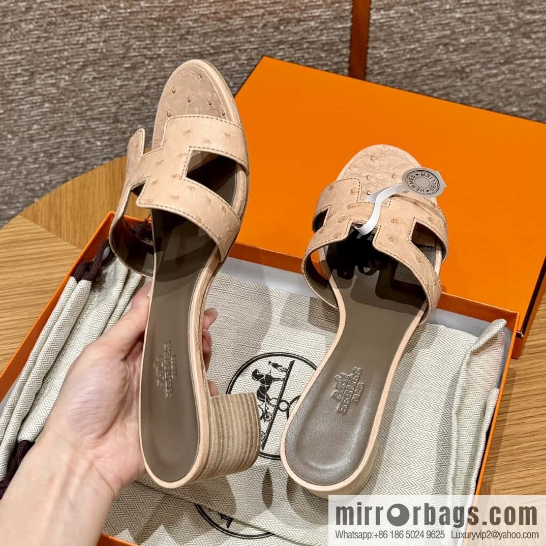 Hermès 185 Oasis high-heeled sandals, ostrich 🐦/Ostrich rose powder/Rose powder
