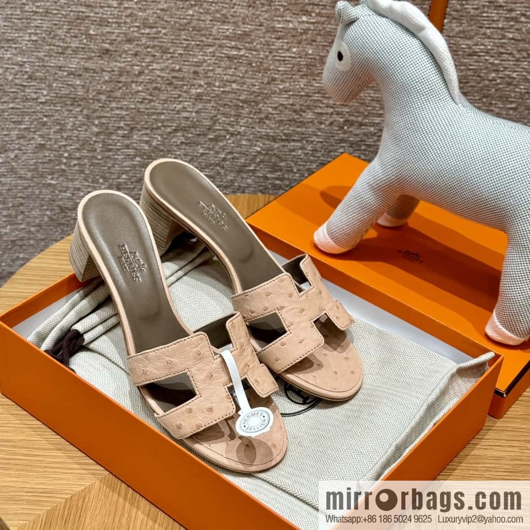 Hermès 185 Oasis high-heeled sandals, ostrich 🐦/Ostrich rose powder/Rose powder
