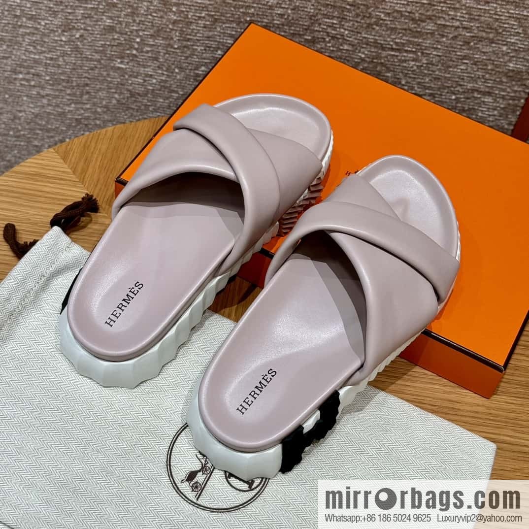 Hermès 086/Infra/Sports slippers, lambskin/lambskin ceramic powder/94/Terre Cuite