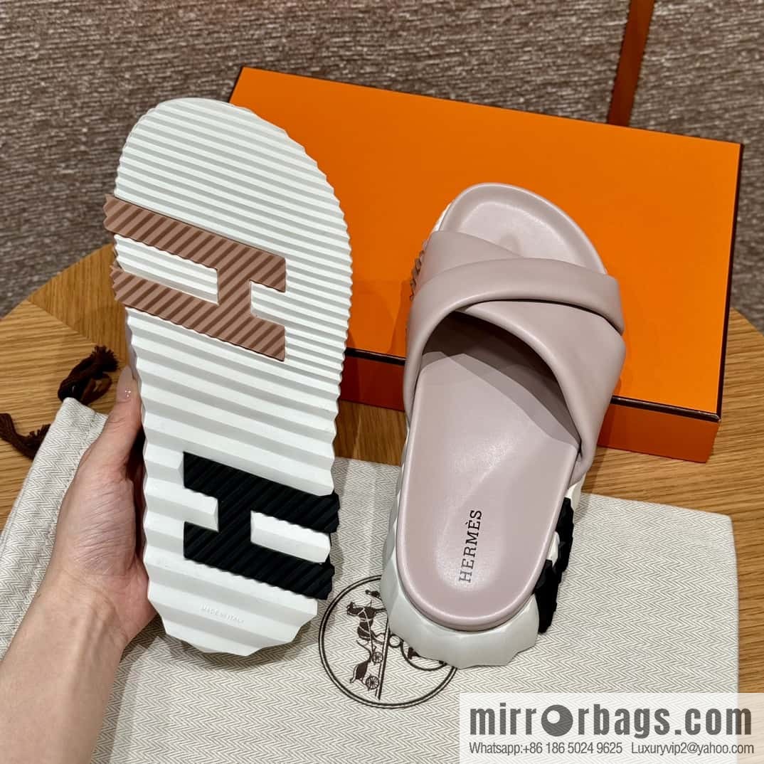 Hermès 086/Infra/Sports slippers, lambskin/lambskin ceramic powder/94/Terre Cuite