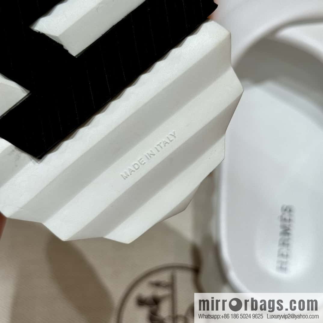 Hermès 086/Infra/Sports slippers, lambskin/pure white/01/Blanc