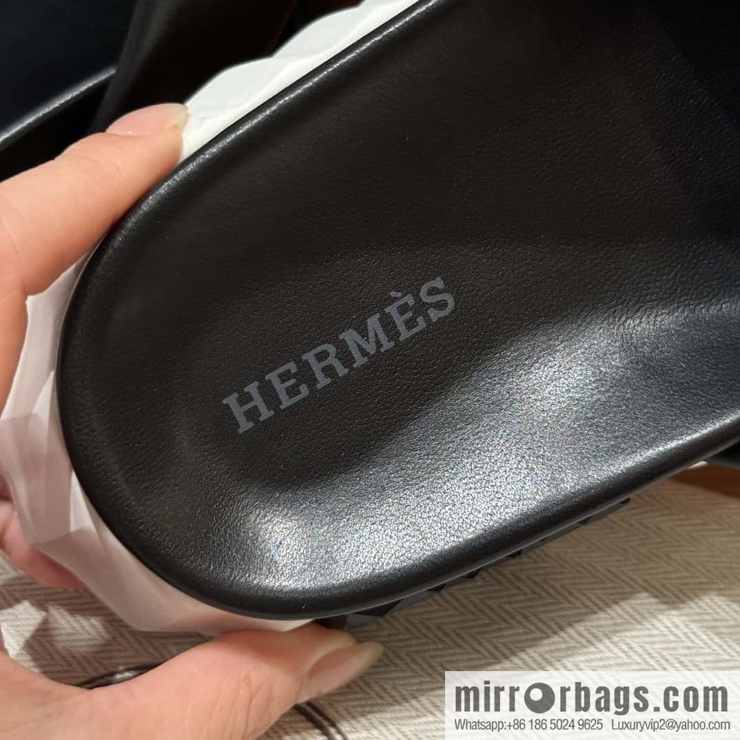Hermès 086/Infra/Sports slippers, lambskin/black/89/Blanck