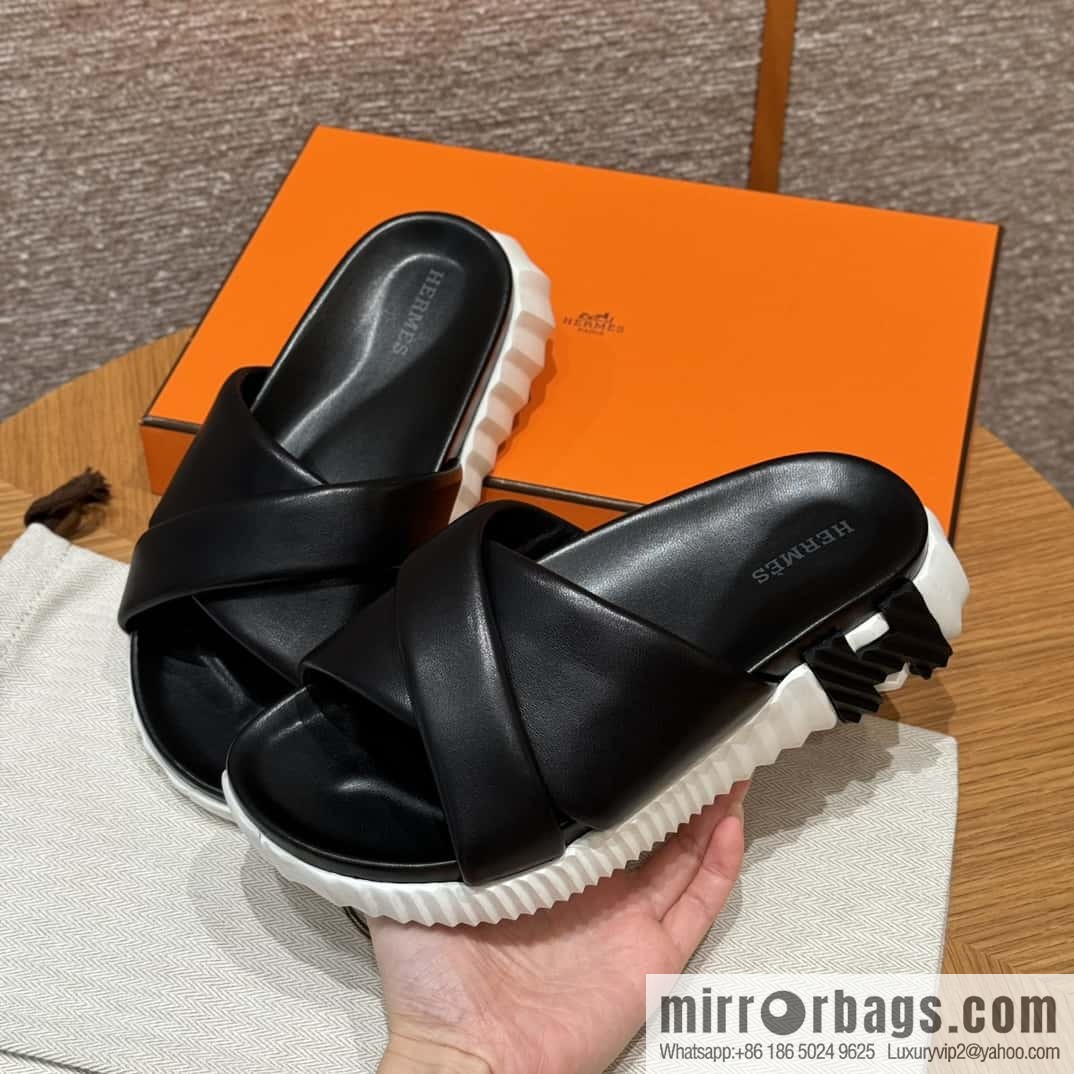 Hermès 086/Infra/Sports slippers, lambskin/black/89/Blanck