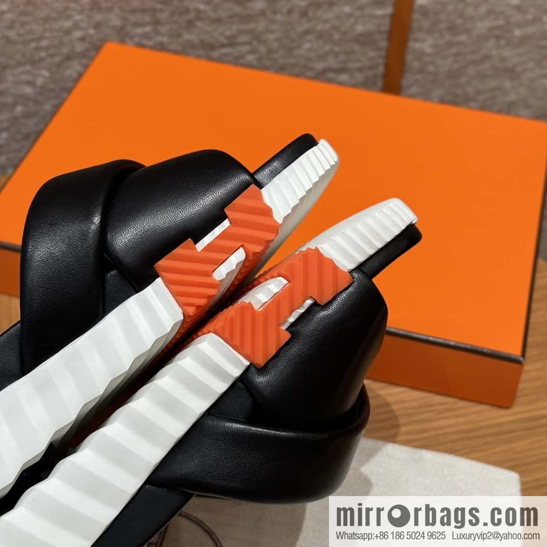 Hermès 086/Infra/Sports slippers, lambskin/black/89/Blanck