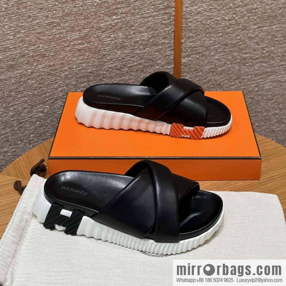 Hermès 086/Infra/Sports slippers, lambskin/black/89/Blanck