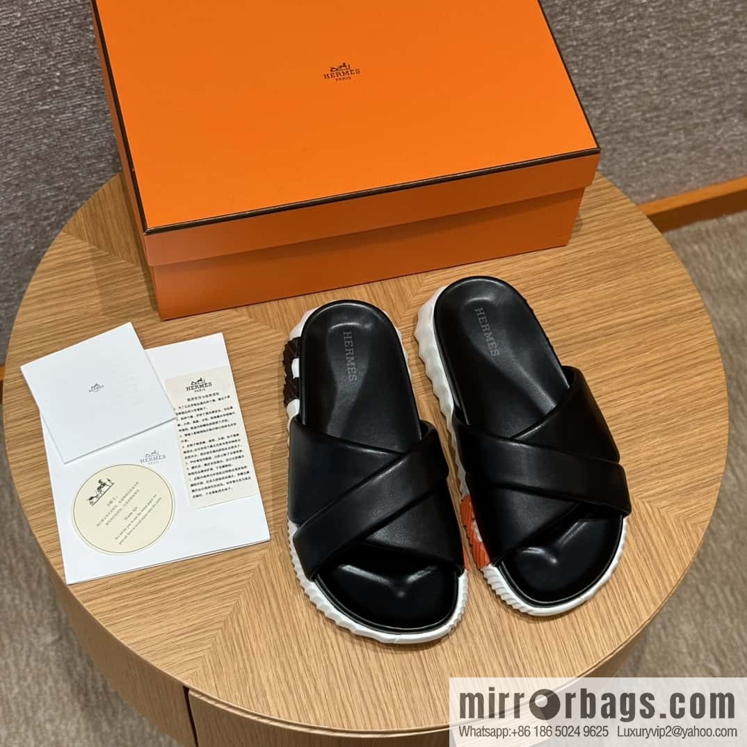 Hermès 086/Infra/Sports slippers, lambskin/black/89/Blanck