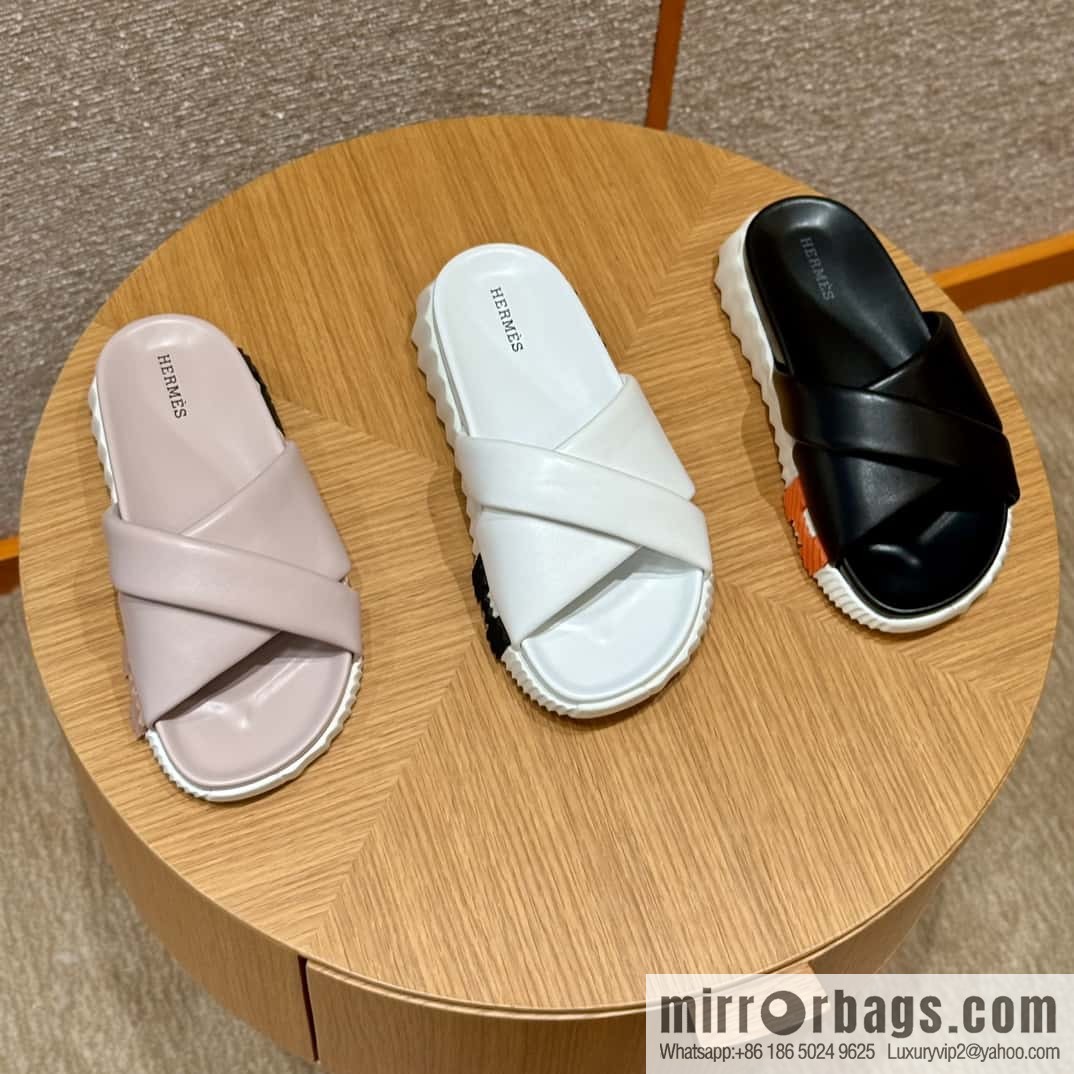 Hermès 086/Infra/Sports slippers, lambskin/black/89/Blanck