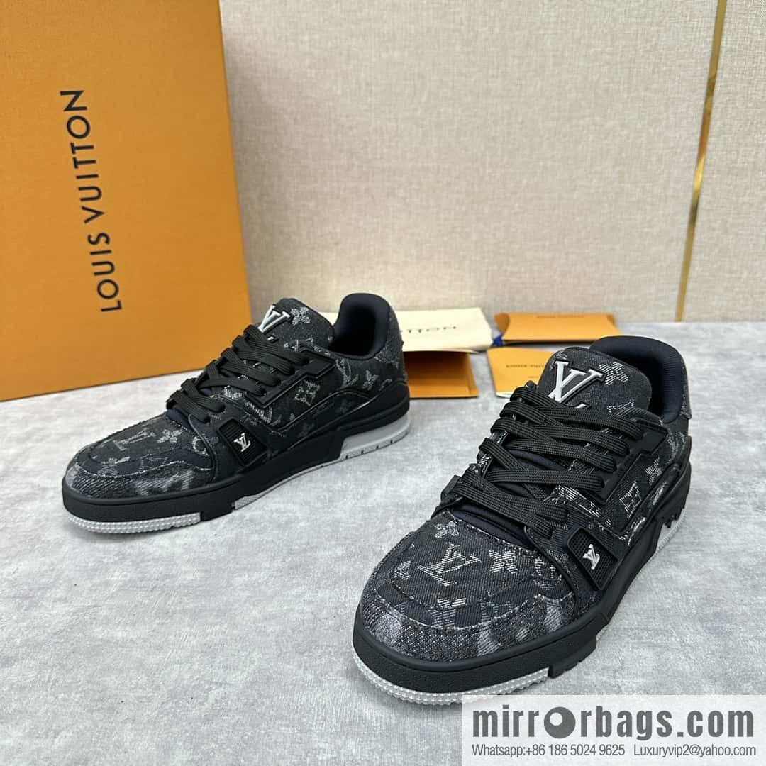 💋💍L's new product L * V~ The new TRAINER series sneakers are made of Monogram denim (denim) 1AC4ZB.