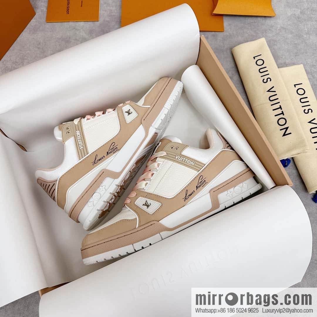 💋💍L new products L * V Louis~ new products of the season are on the shelves TRAINER series sports shoes 1ACWAV