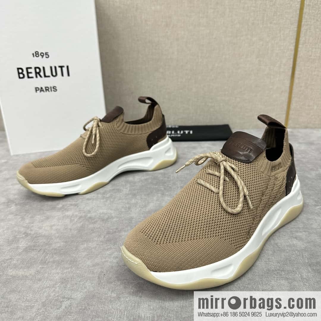 ๐๐Berlut's new Shadow fly-knit sneakers