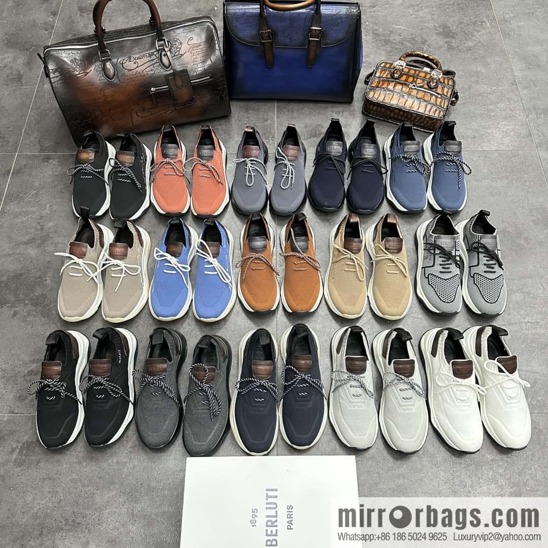 ๐๐Berlut's new Shadow fly-knit sneakers