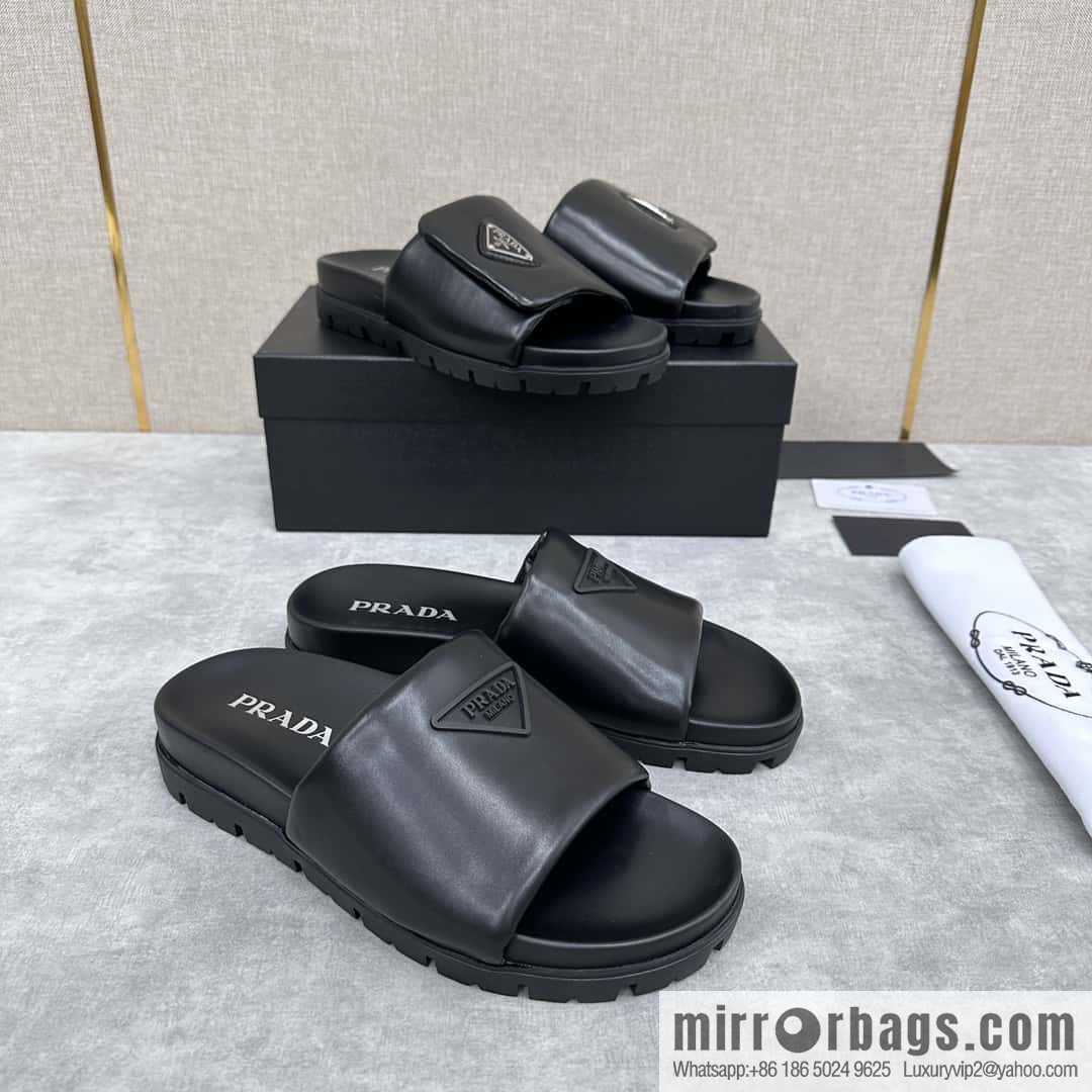 💋💍P new Prada * Prada-da, new men's leather one-word sandals