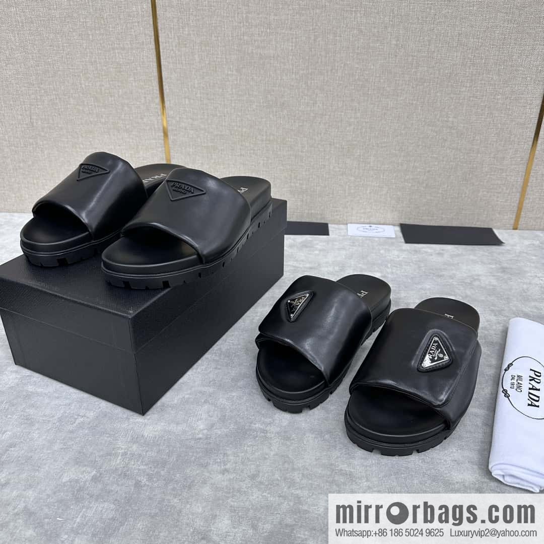 💋💍P new Prada * Prada-da, new men's leather one-word sandals