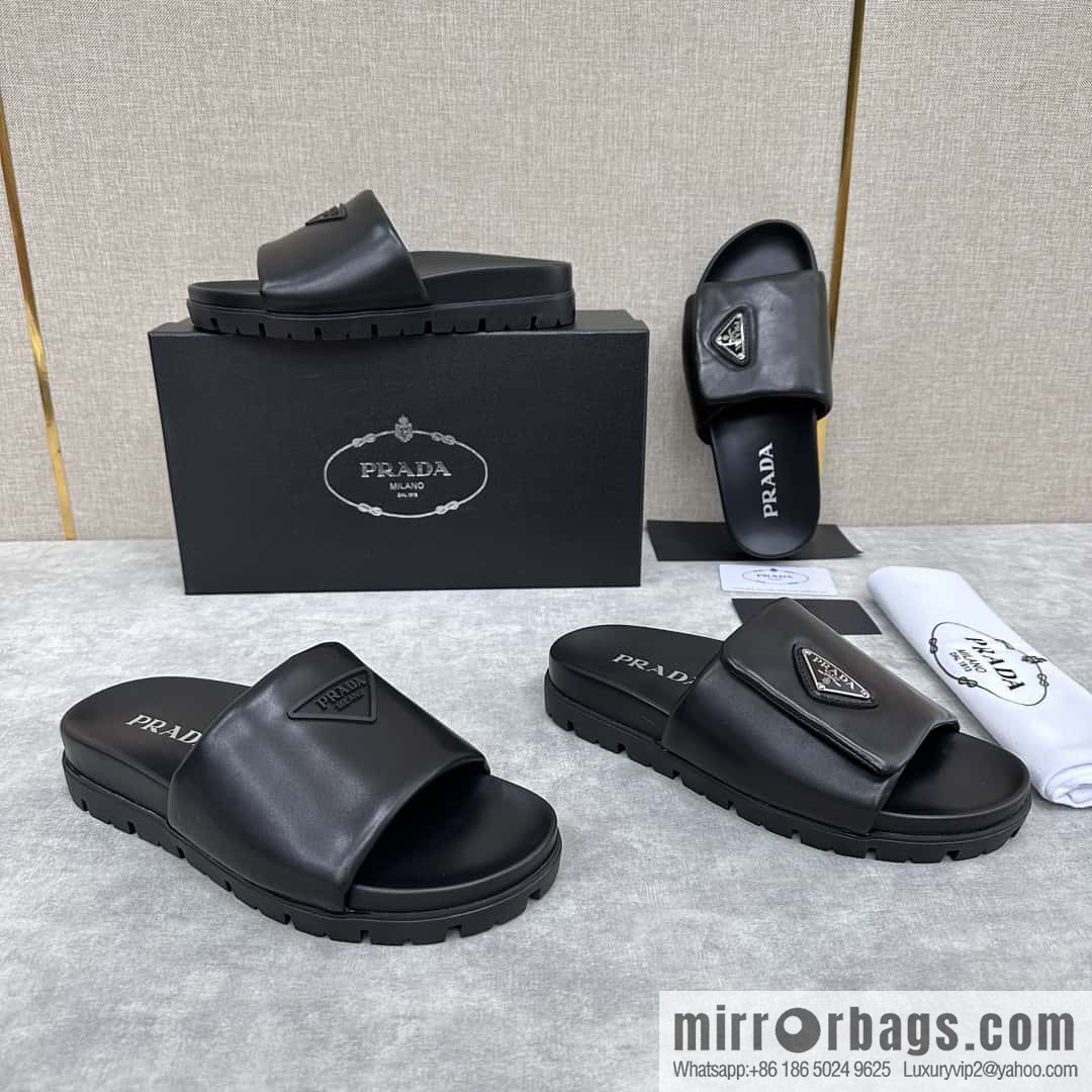 💋💍P new Prada * Prada-da, new men's leather one-word sandals