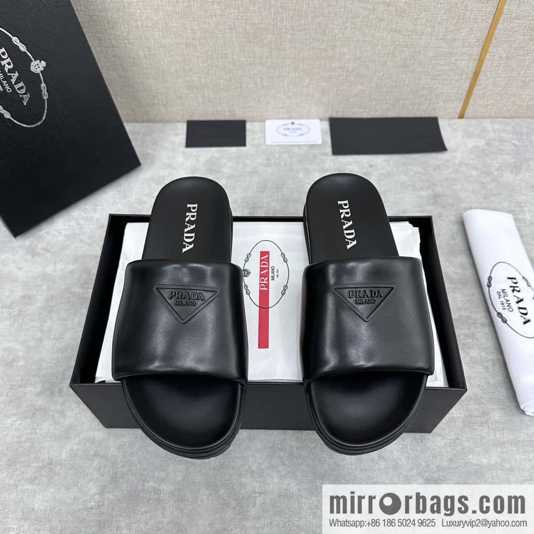 💋💍P new Prada * Prada-da, new men's leather one-word sandals