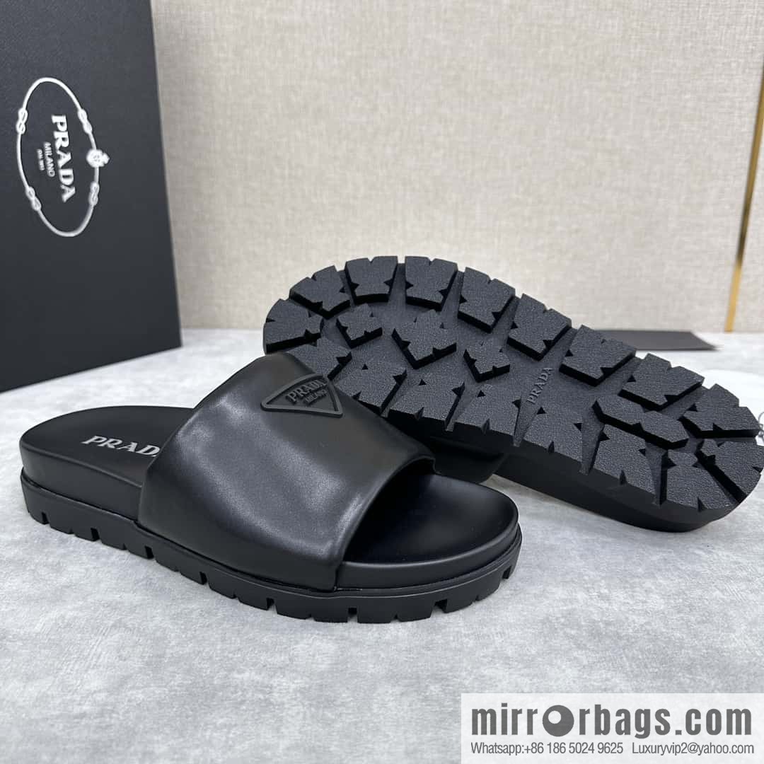 💋💍P new Prada * Prada-da, new men's leather one-word sandals