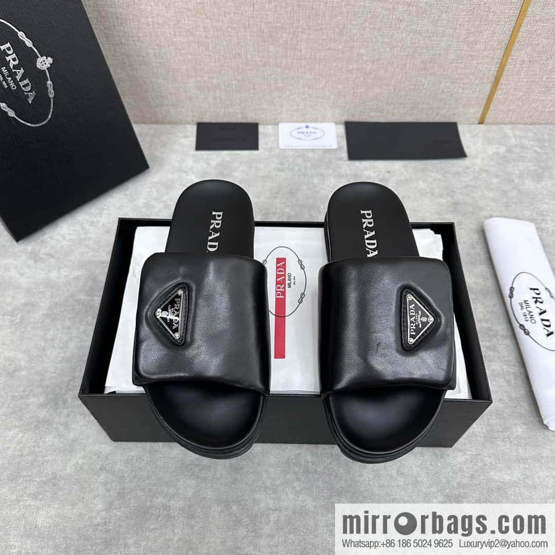 💋💍P new Prada * Prada-da, new men's leather one-word sandals