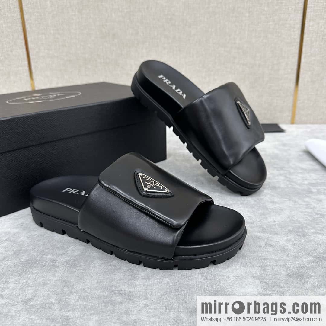 💋💍P new Prada * Prada-da, new men's leather one-word sandals