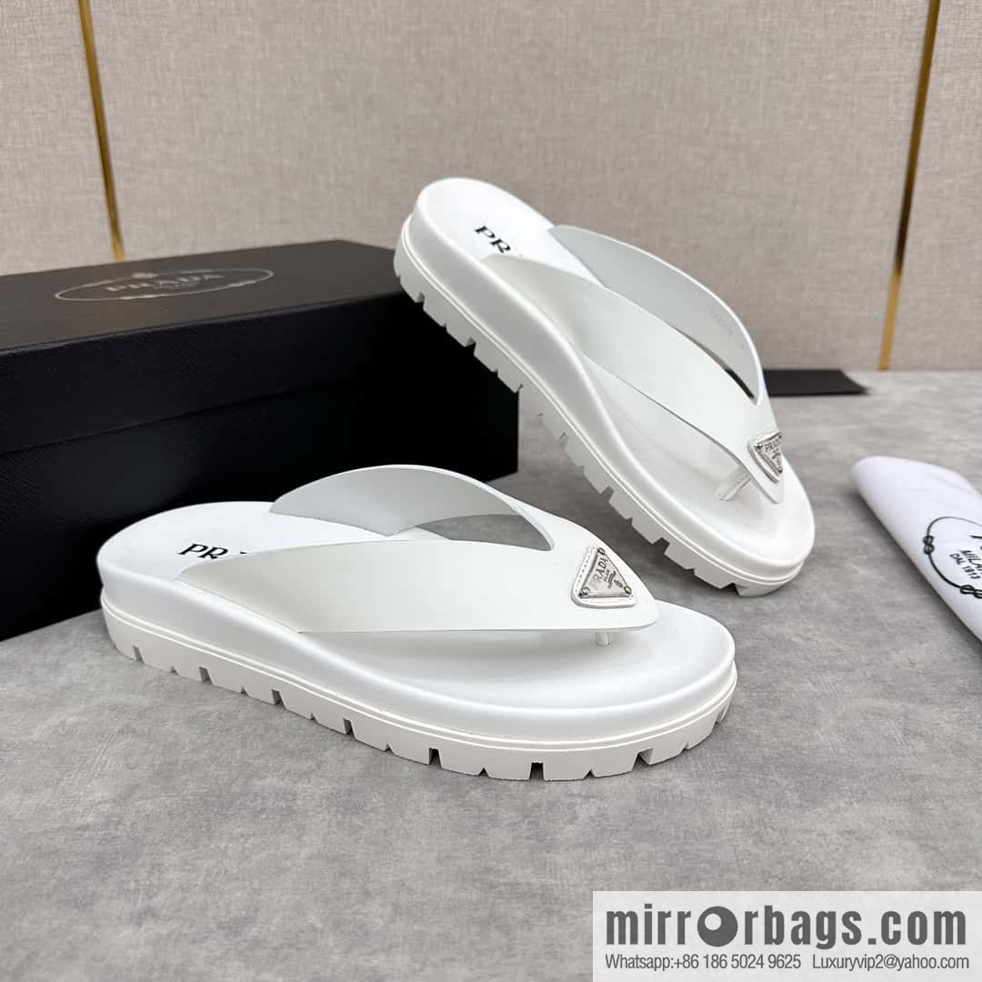 💋💍P new Prada * Prada-da, new men's leather flip-flops