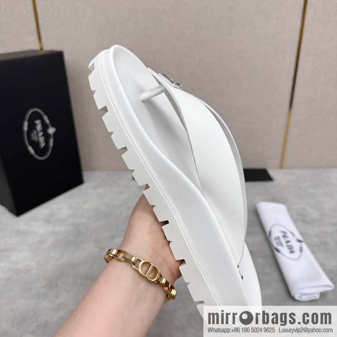 💋💍P new Prada * Prada-da, new men's leather flip-flops