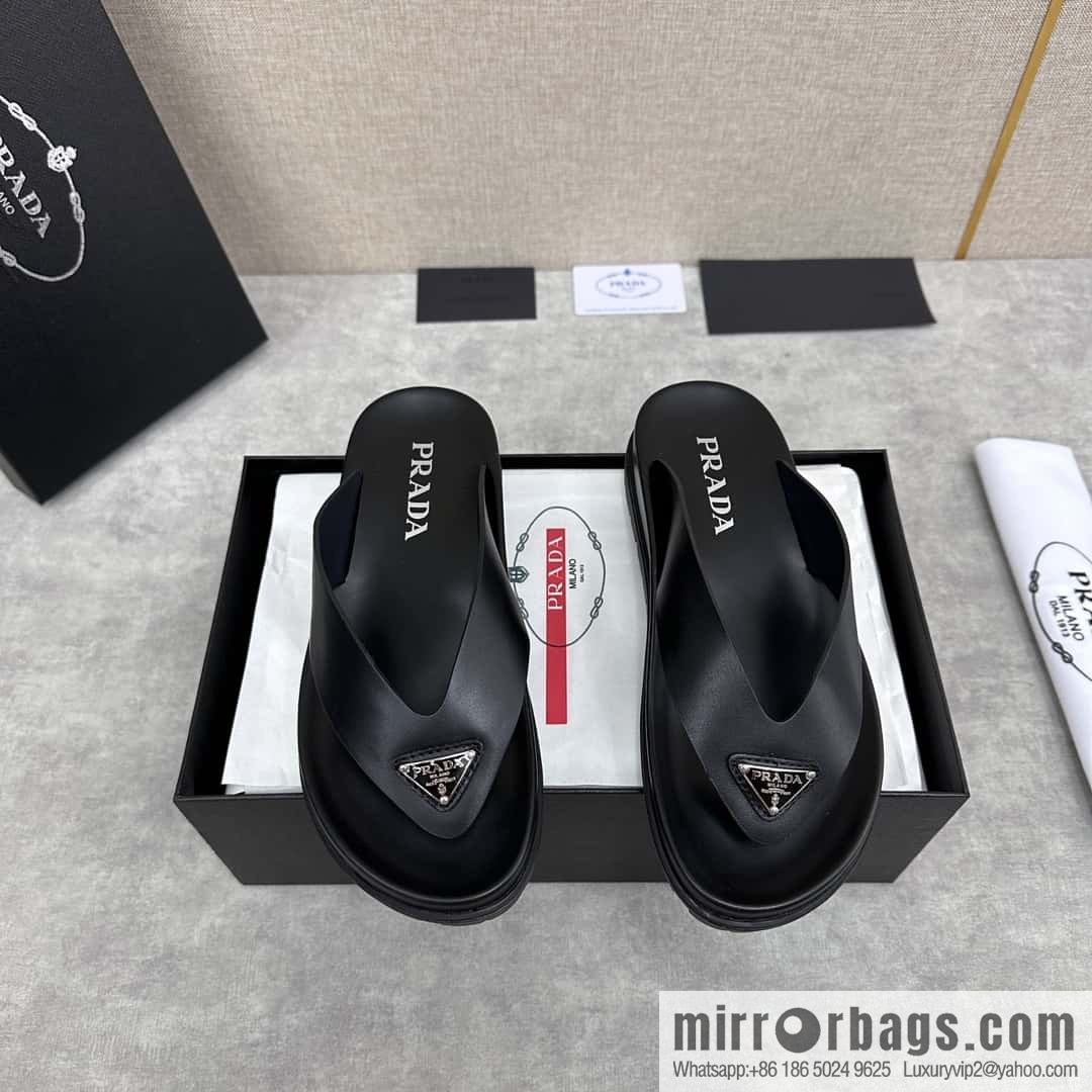 💋💍P new Prada * Prada-da, new men's leather flip-flops