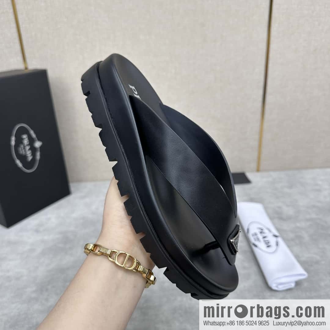 💋💍P new Prada * Prada-da, new men's leather flip-flops