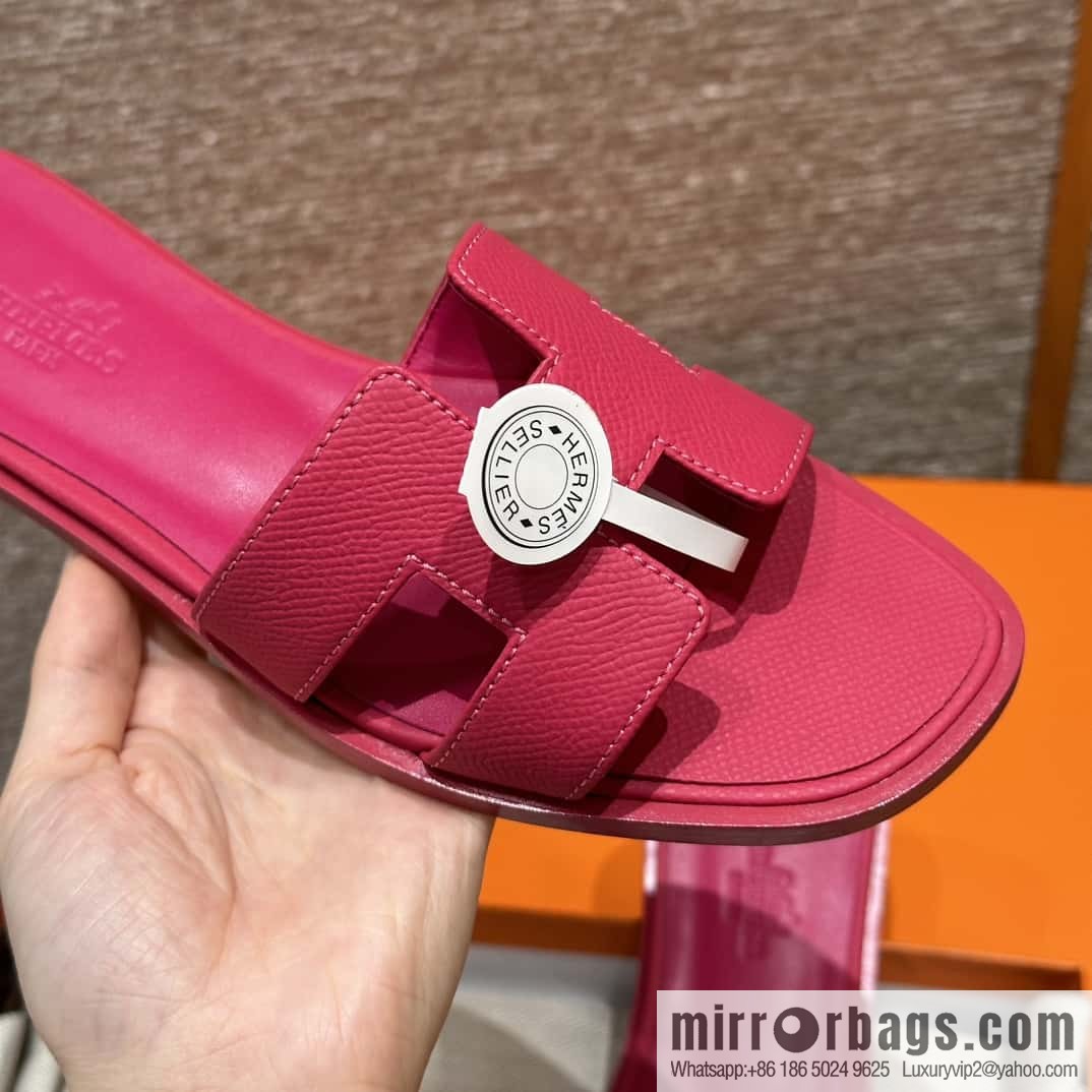 HERMES 181 Oran sandals, palm print cowhide/Epsom rose red/Rose red